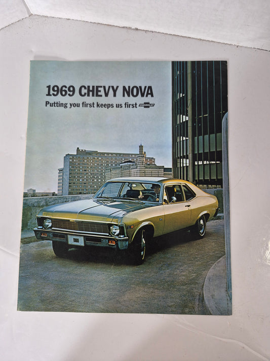 Original 1969 Chevrolet Chevy Nova Sales Brochure – GM Canada – Full Colour