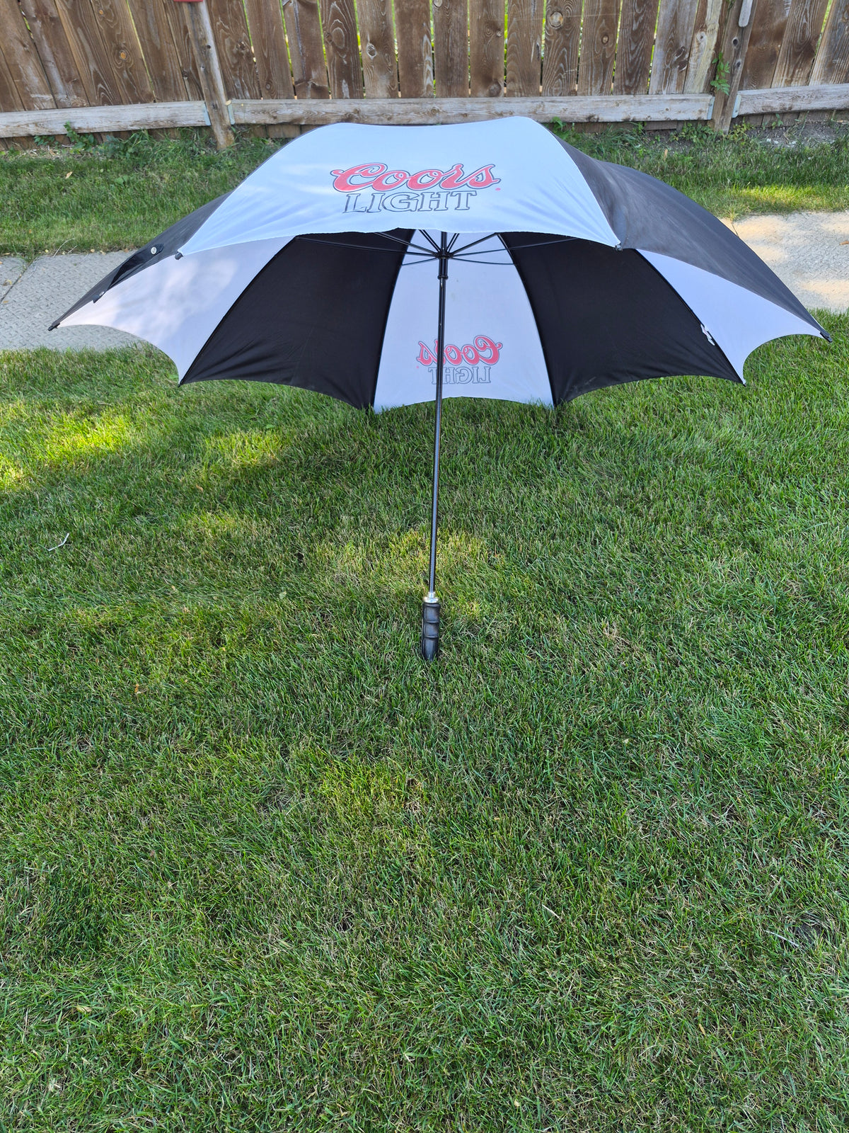 Coors Light Golf Umbrella – Fletcher Leisure Group Promotional Advertising – 53" x 36"