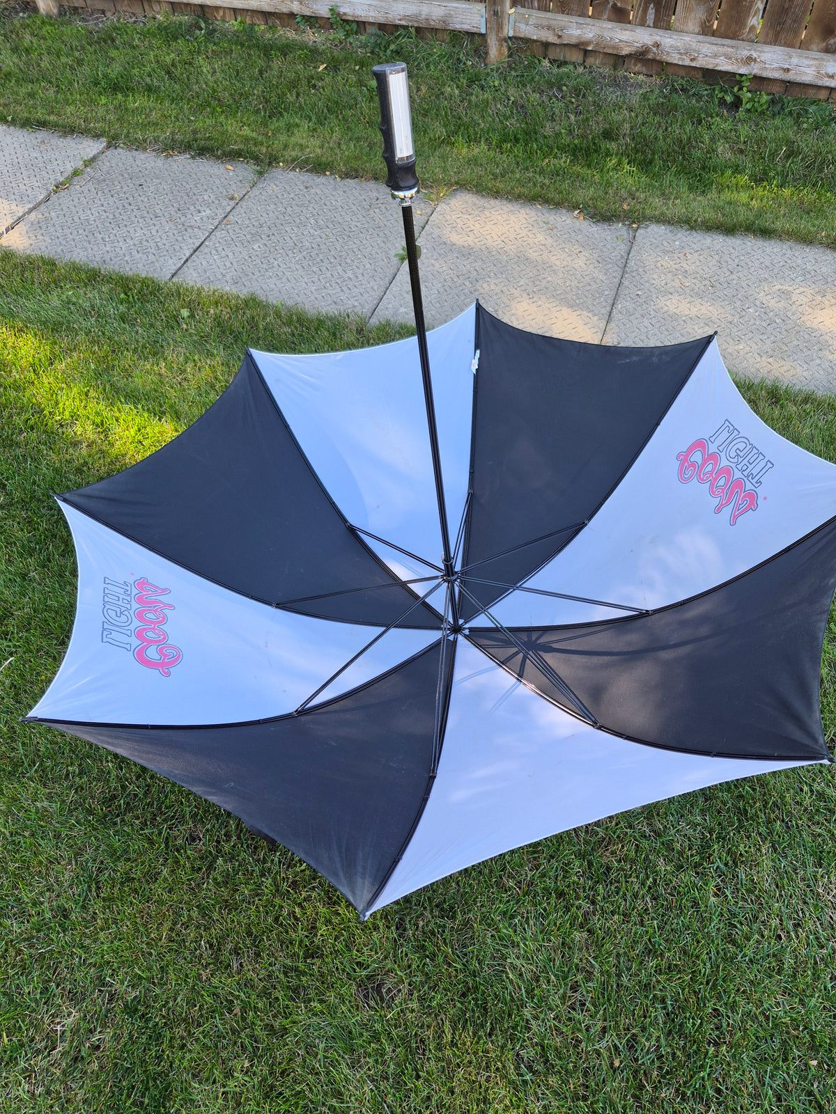 Coors Light Golf Umbrella – Fletcher Leisure Group Promotional Advertising – 53" x 36"