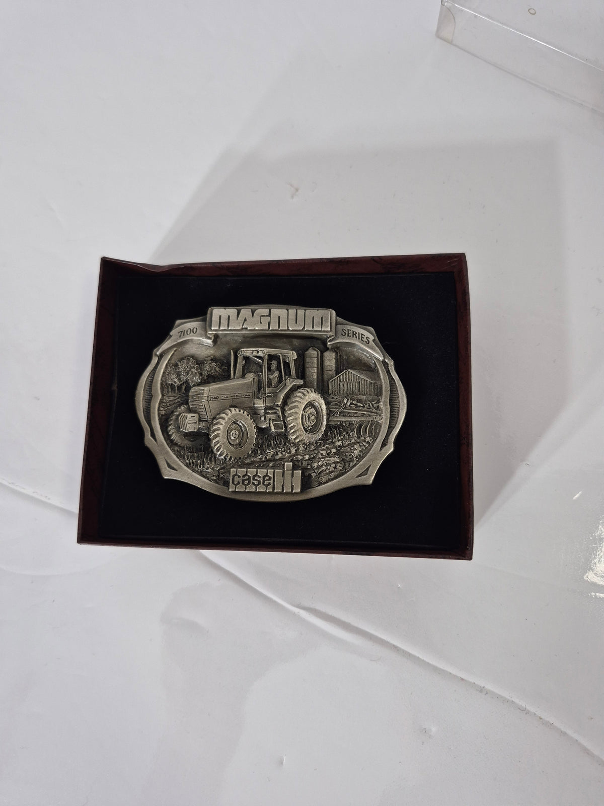 Case IH Magnum 7100 Series Belt Buckle – 1987 Limited Edition – Boxed