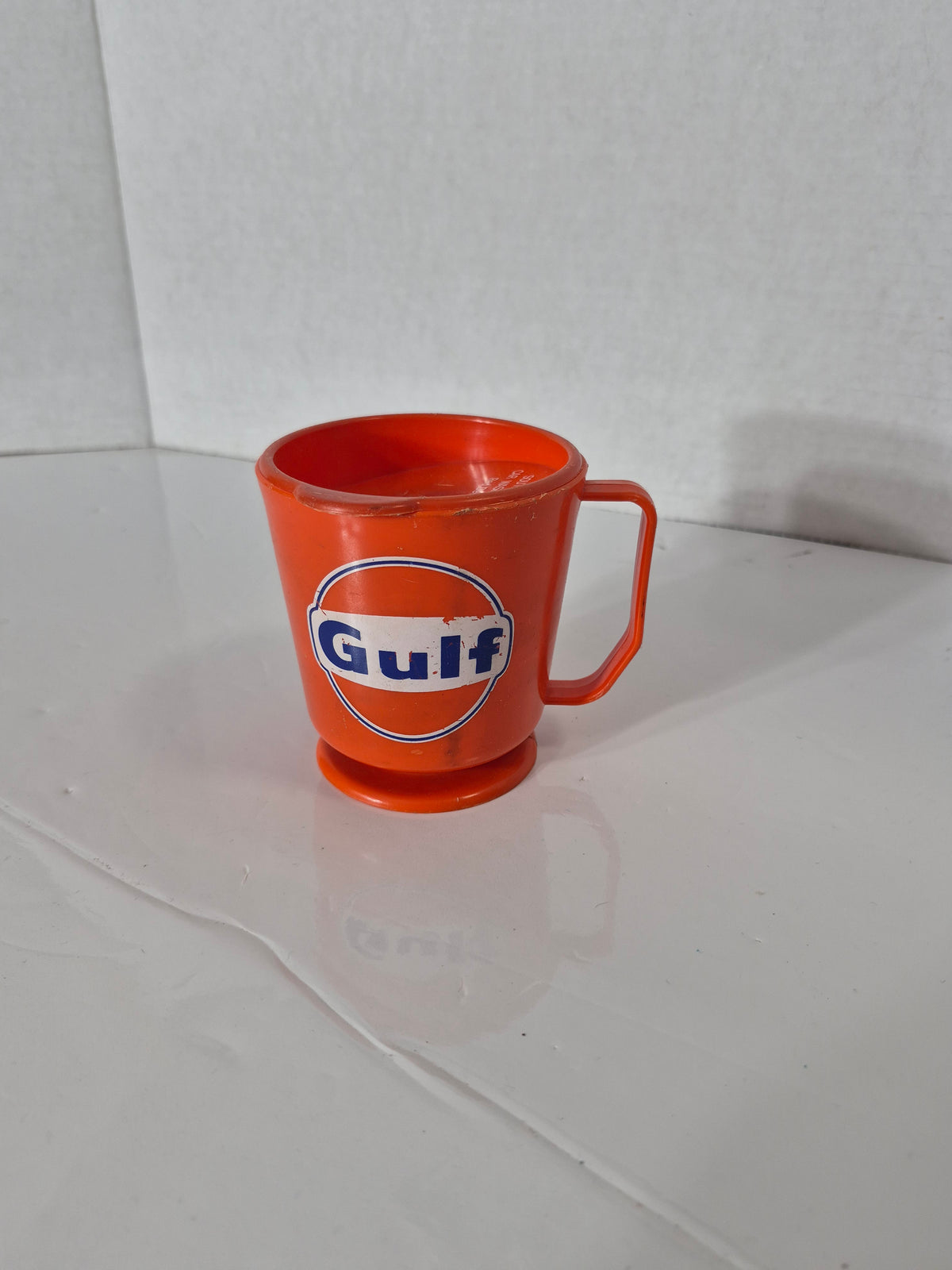 Gulf Oil Plastic Travel Mug – Southway Gulf, Red Deer AB – 4 in.