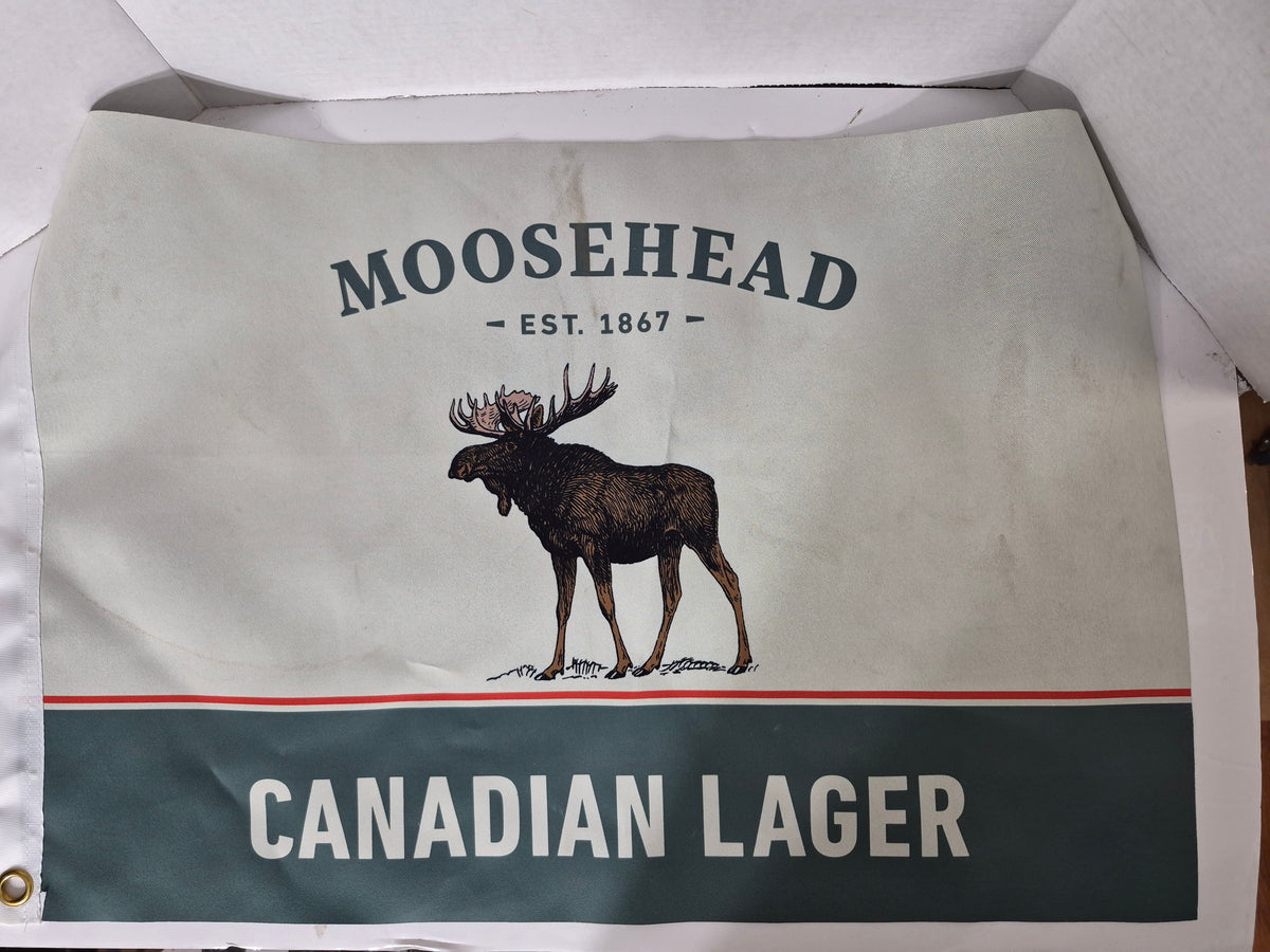 Moosehead Canadian Lager Fabric Flag – 26 x 18 in.