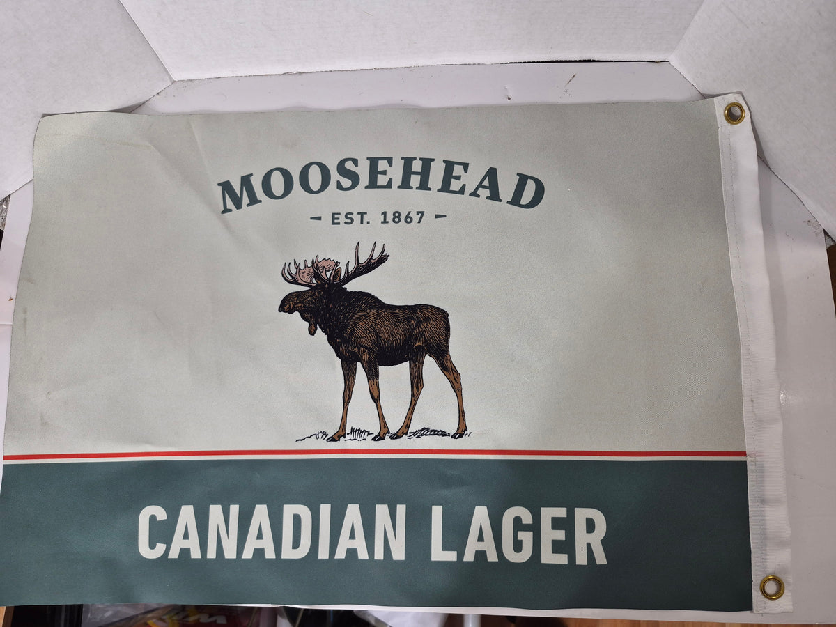 Moosehead Canadian Lager Fabric Flag – 26 x 18 in.