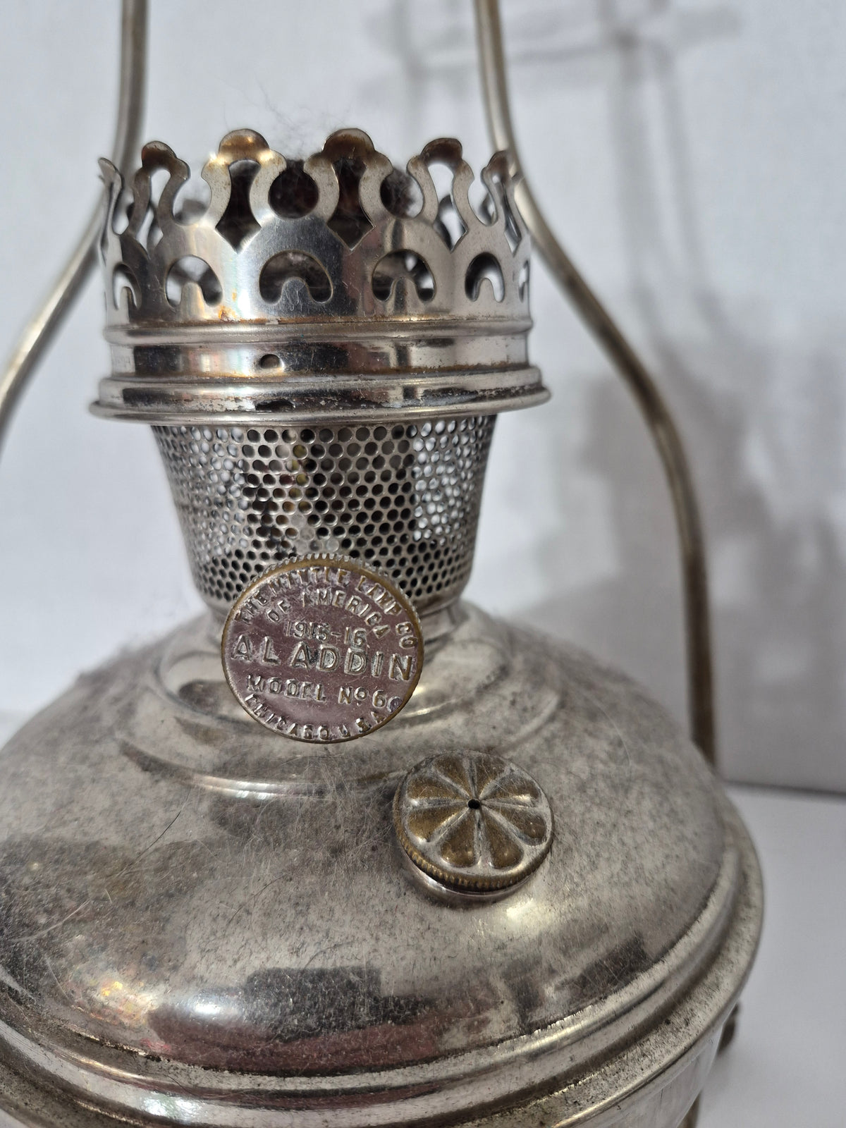 Aladdin Model 6 Nickel Kerosene Hanging Lamp Font with Burner – 1915-16
