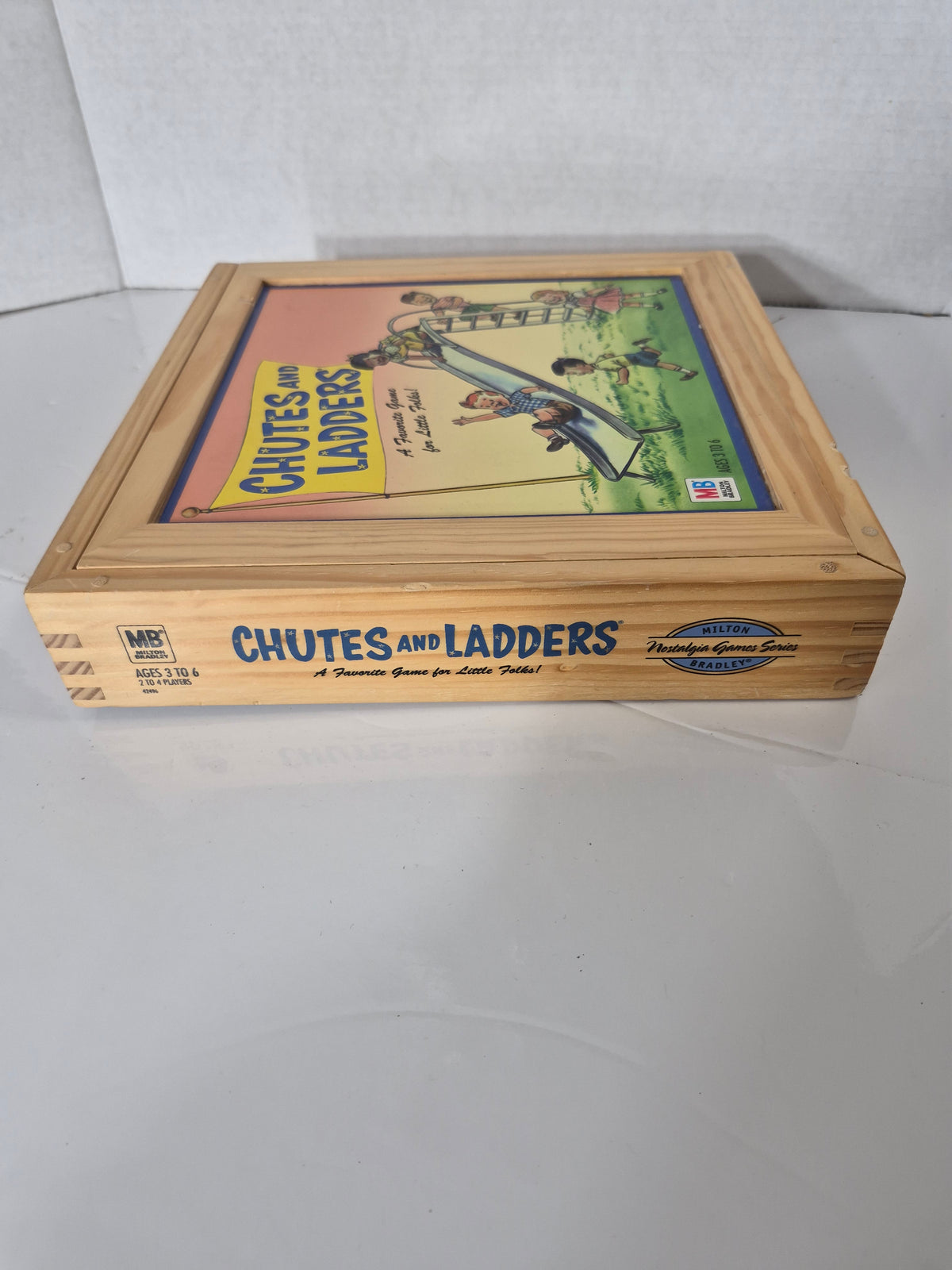 Chutes and Ladders – Milton Bradley Nostalgia Games Series 2004 – Wooden Box Edition