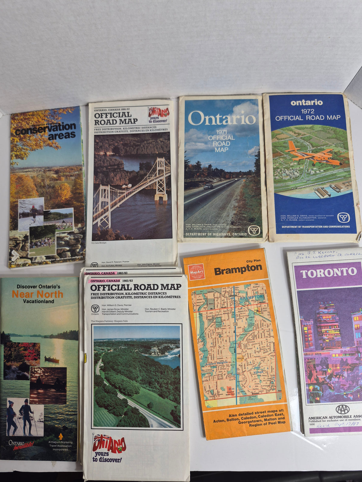 Vintage Ontario Road Maps & Travel Brochures – Lot of 8 – Official Road Maps 1971, 1972, 1982/83 & 1986/87 – AAA Toronto – Brampton City Plan – Temagami
