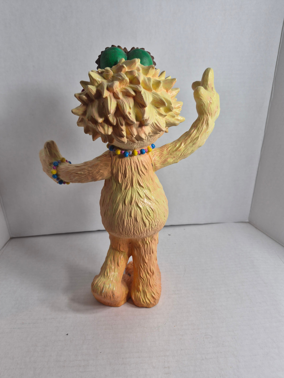 Zoe Sesame Street Garden Statue – 2006 Sesame Workshop – Beaded Necklace with Star Pendant – About 8 x 12 Inches – Repaired Right Arm