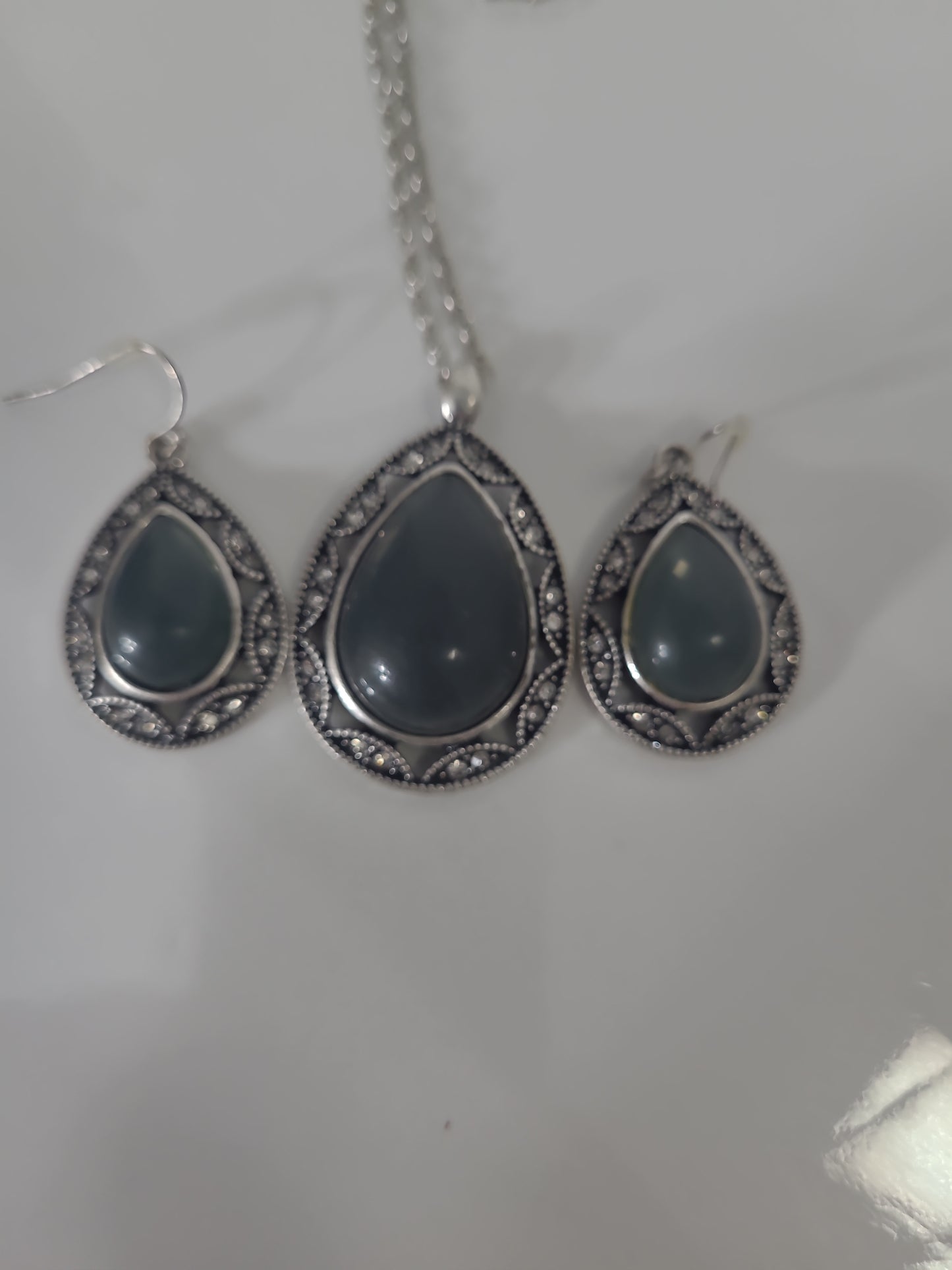 Vintage Avon Blue-Grey Teardrop Necklace and Earrings Set